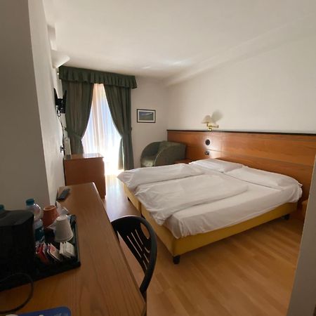Albergo Aprica Garni Extérieur photo