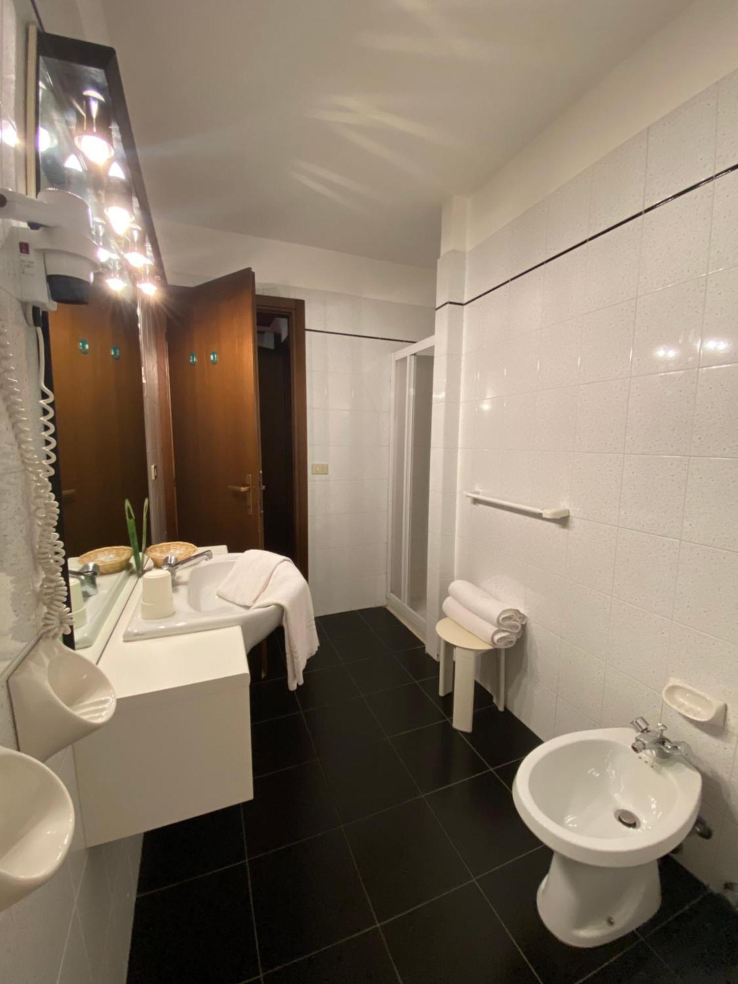 Albergo Aprica Garni Extérieur photo